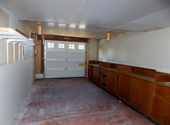 275 Yardley Ave, Levittown, PA 19054
